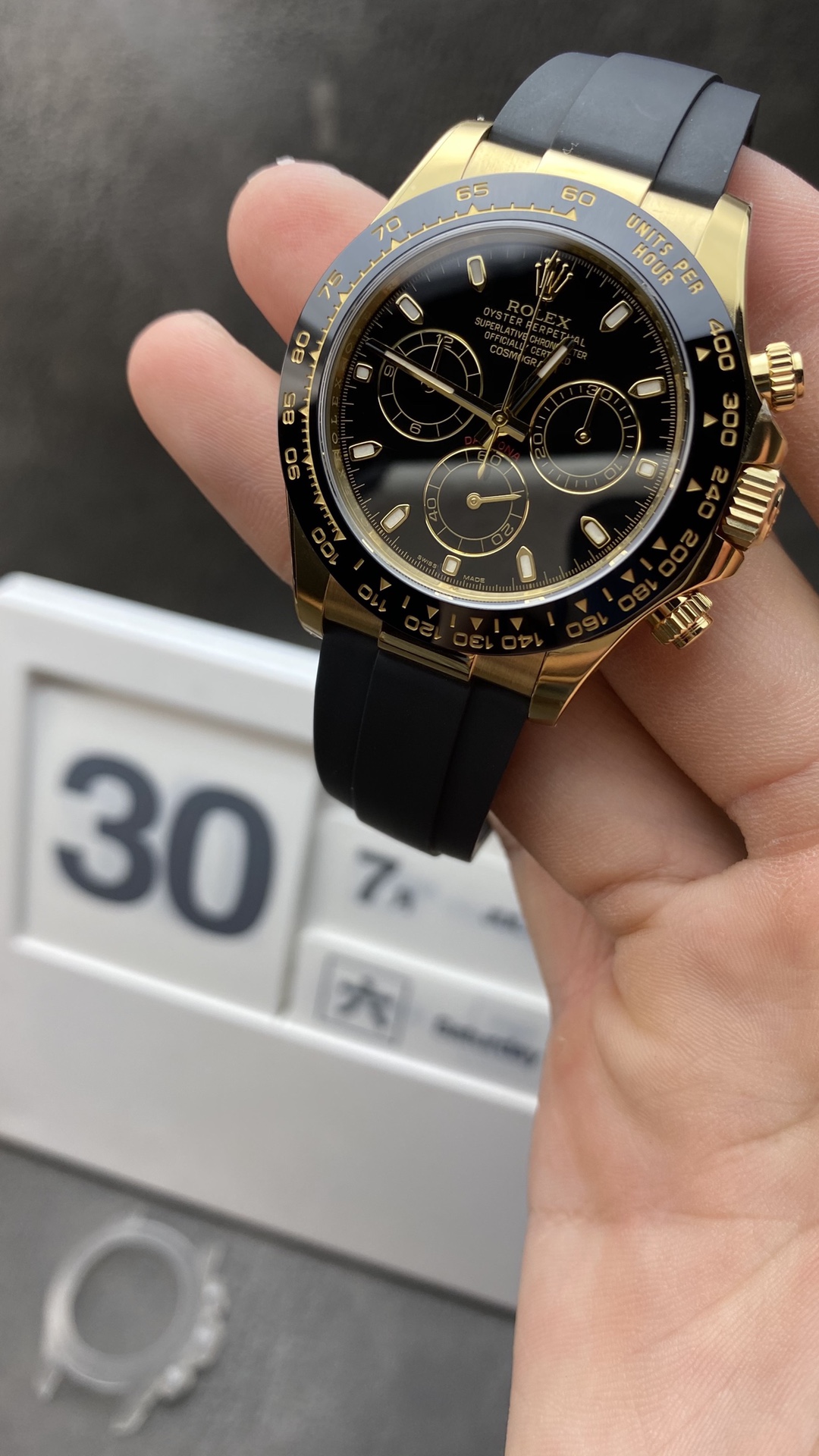 China Victory Factroy Daytona 116518 Super Clone 4130 Movement Black Dial on Oysterflex Rubber Strap China Clean Factroy Daytona 116518 Super Clone 4130 Movement Black Dial on Oysterflex Rubber Strap