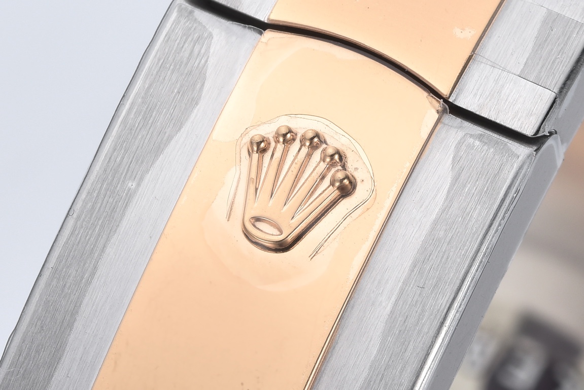 Victory Datejust 126331 41mm Rose Gold Sundust Dial with Diamond Markers Rose Gold Bezel 3235 Movement Two Tone Oyster Bracelet 08 Clean Datejust 126331 41mm Rose Gold Sundust Dial with Diamond Markers Rose Gold Bezel 3235 Movement Two Tone Oyster Bracelet 08