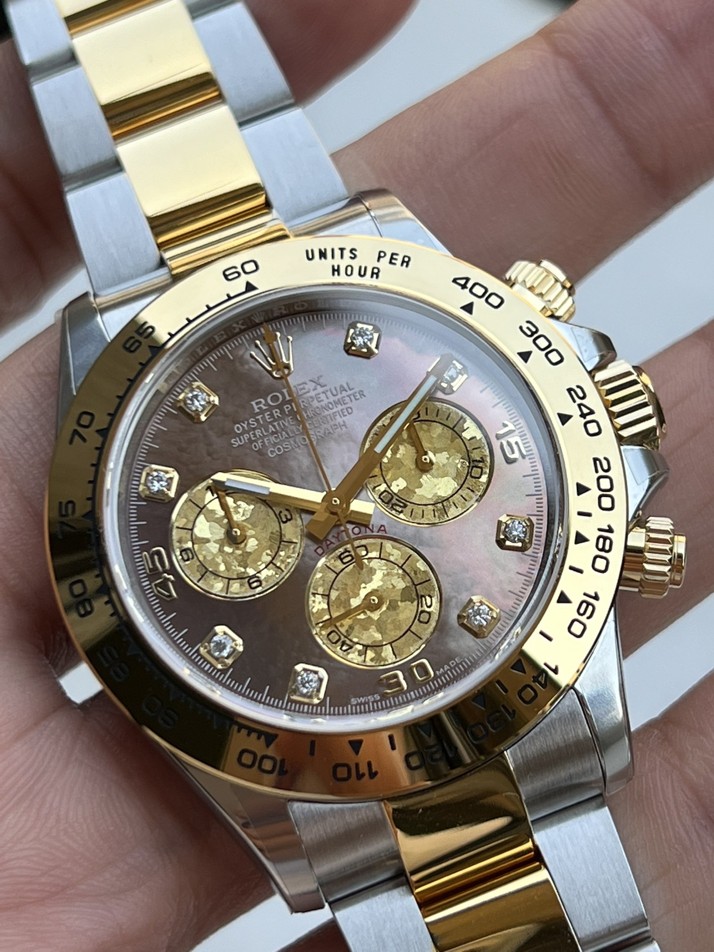 Victory Factory Daytona 116503 Black Mother of Pearl Dial Diamond Hour Markers Yellow Gold Bezel Two Tone Bracelet DD4130 Movement 01 Clean Factory Daytona 116503 Black Mother of Pearl Dial Diamond Hour Markers Yellow Gold Bezel Two Tone Bracelet DD4130 Movement 01