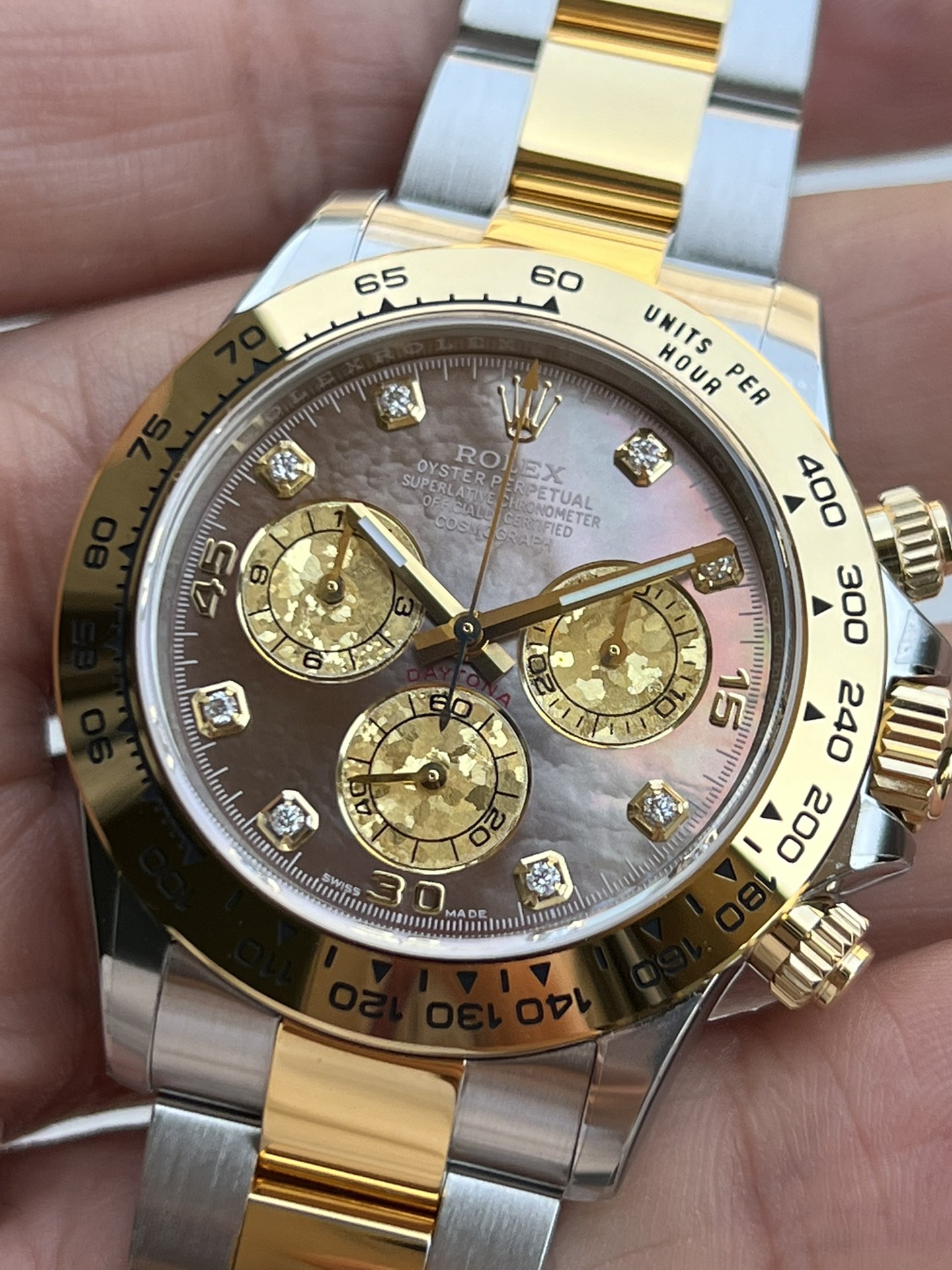 Victory Factory Daytona 116503 Black Mother of Pearl Dial Diamond Hour Markers Yellow Gold Bezel Two Tone Bracelet DD4130 Movement 02 Clean Factory Daytona 116503 Black Mother of Pearl Dial Diamond Hour Markers Yellow Gold Bezel Two Tone Bracelet DD4130 Movement 02