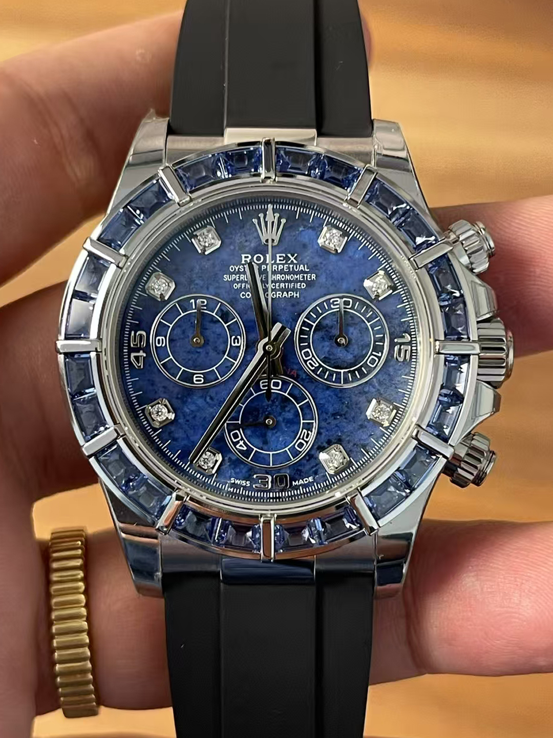 Premium Customized Rolex Daytona 116519 Sodalite Dial and Bezel Diamonds Indexes Based on Victory Factory Daytona DD4130 Movement Oysterflex Strap 00 Premium Customized Rolex Daytona 116519 Sodalite Dial and Bezel Diamonds Indexes Based on Clean Factory Daytona DD4130 Movement Oysterflex Strap 00