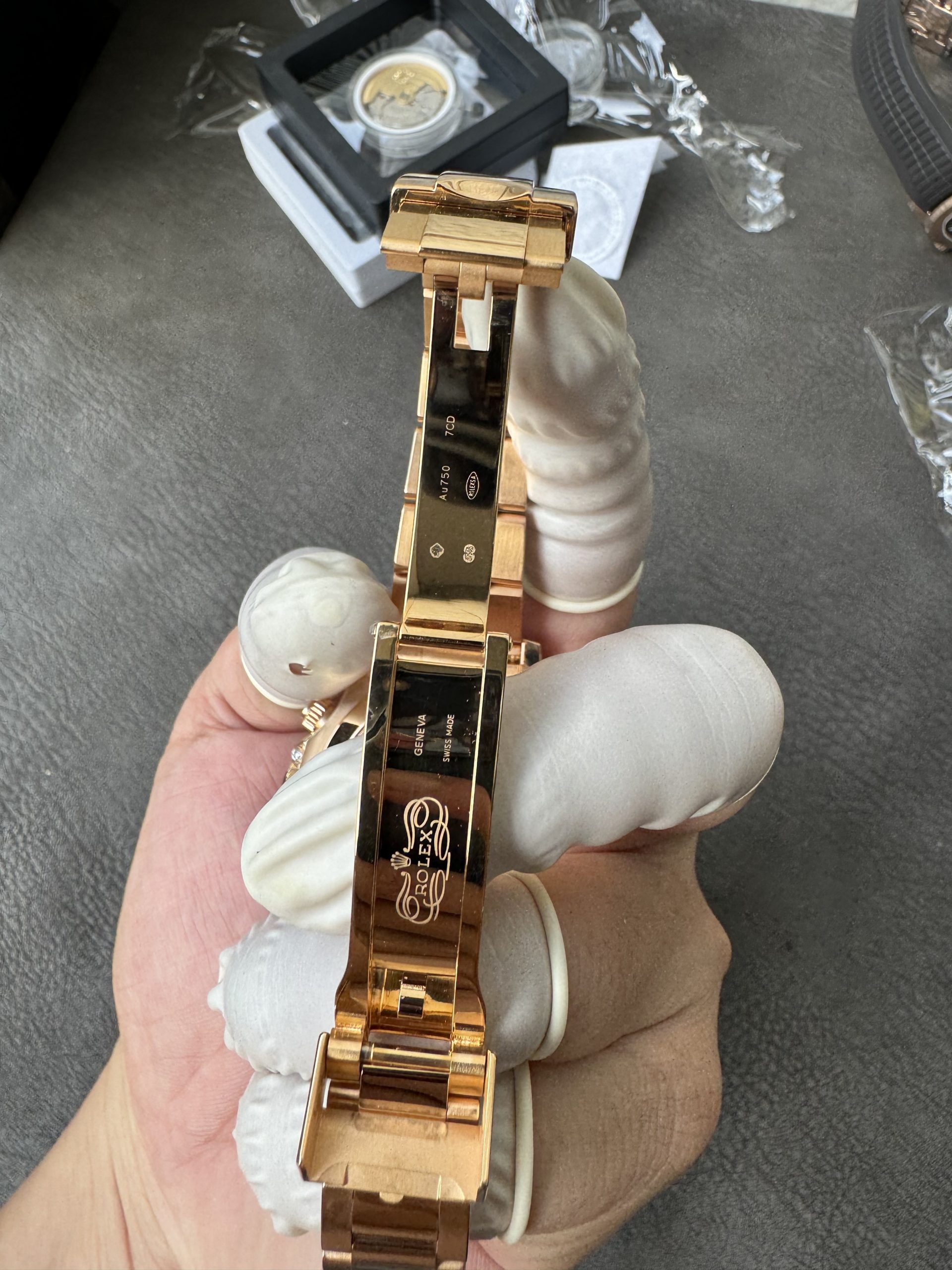 Victory Factory Rolex Custom SuperClone ICE Out Daytona 126595TBR Rose Gold Case Set with Diamonds Pink Dial with Diamond Indexs 4131 Movement 15 Clean Factory Rolex Custom SuperClone ICE Out Daytona 126595TBR Rose Gold Case Set with Diamonds Pink Dial with Diamond Indexs 4131 Movement 15