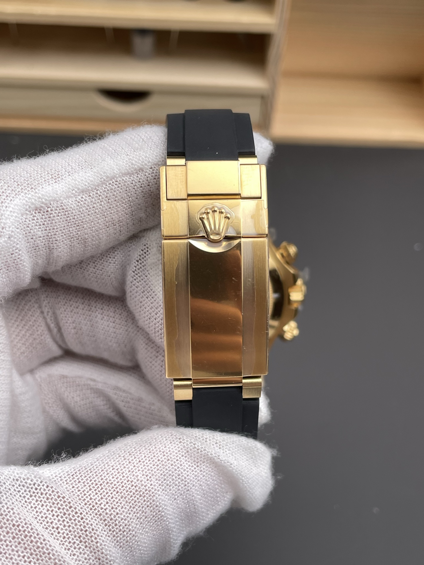 Victory Factory Watch Daytona 116518LN Meteorite Dial Black Chrono Sub Dial Yellow Gold Case Oysterflex Strap DD4130 Movement 08 Clean Factory Watch Daytona 116518LN Meteorite Dial Black Chrono Sub Dial Yellow Gold Case Oysterflex Strap DD4130 Movement 08
