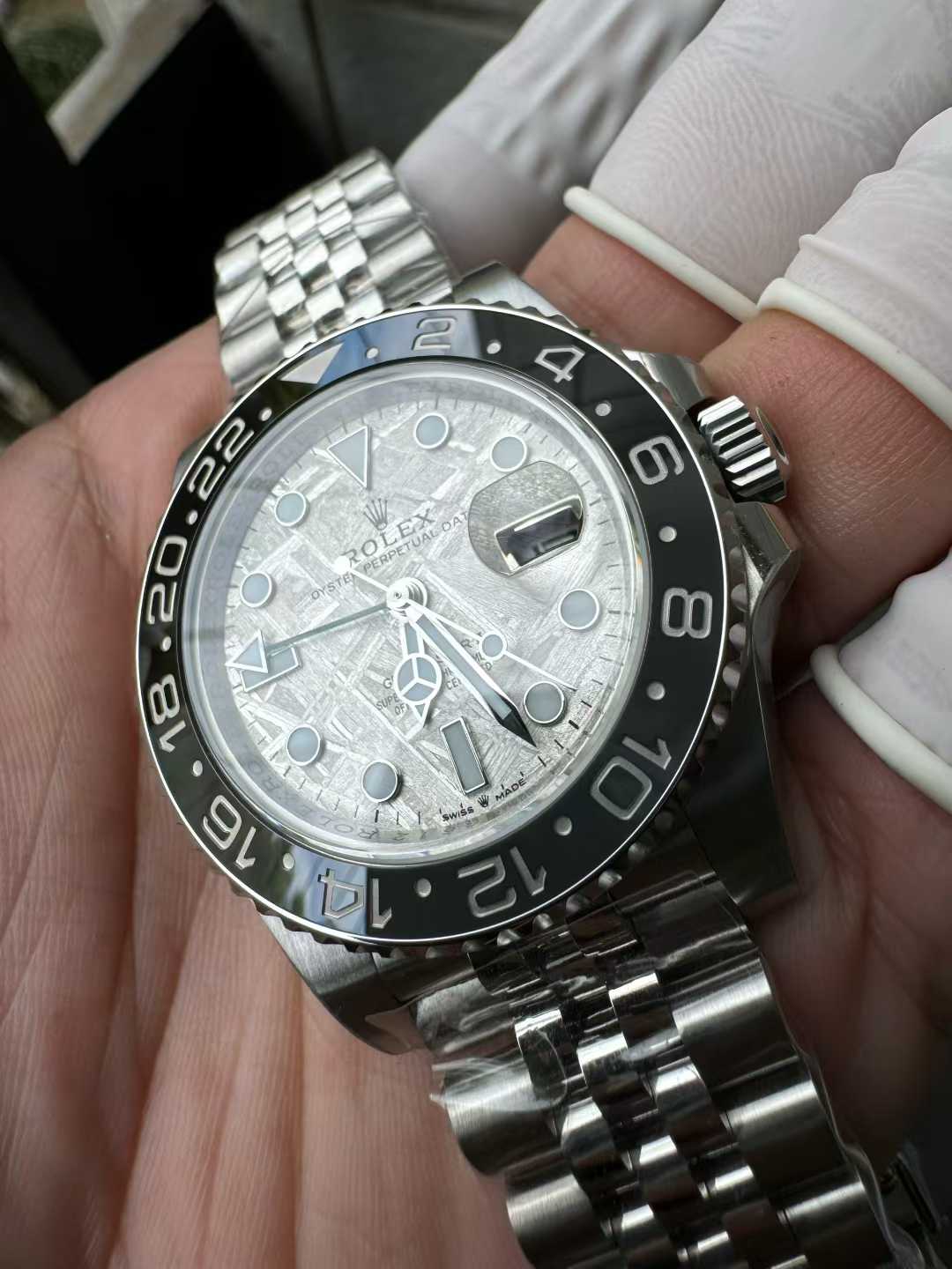 Victory Factory GMT Master II Bruce Wayne 126710GRNR Meteorite Dial Black Gray Ceramic Bezel Green GMT Hand Jubilee Bracelet DD3285 Movement 04 Clean Factory GMT Master II Bruce Wayne 126710GRNR Meteorite Dial Black Gray Ceramic Bezel Green GMT Hand Jubilee Bracelet DD3285 Movement 04