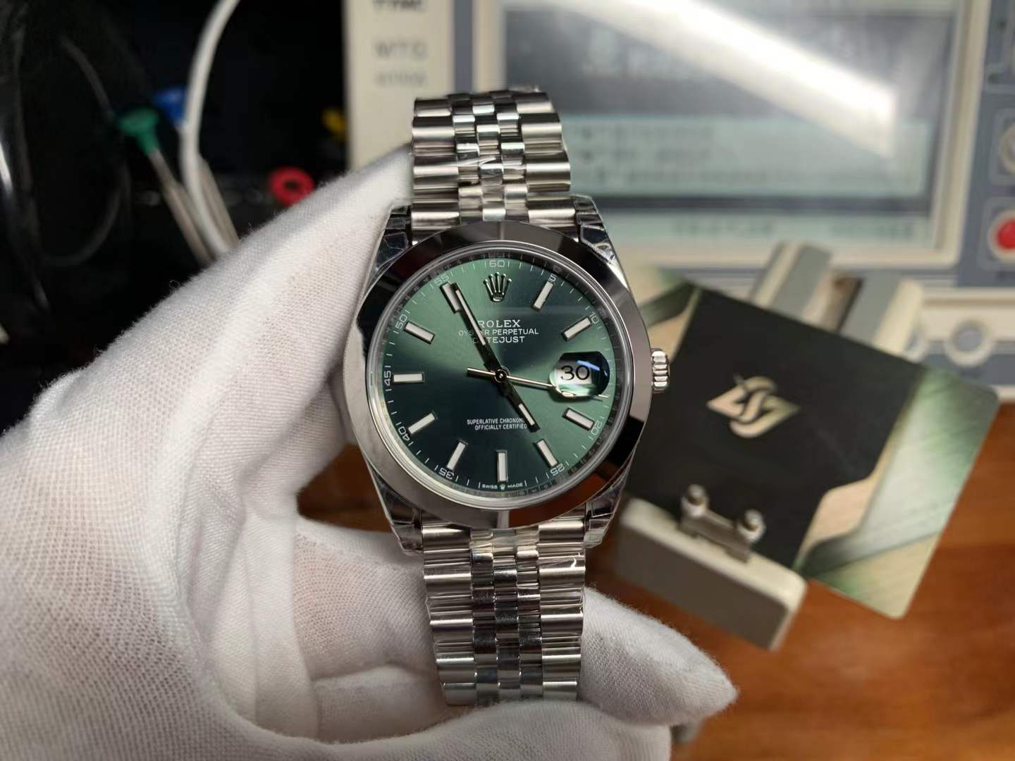 Victory Factory Watch Datejust 41 Ref 126300 Mint Green Dial Smooth Bezel 904L Steel Case and Jubilee Bracelet DanDong 3235 Movement 01 Clean Factory Watch Datejust 41 Ref 126300 Mint Green Dial Smooth Bezel 904L Steel Case and Jubilee Bracelet DanDong 3235 Movement 01