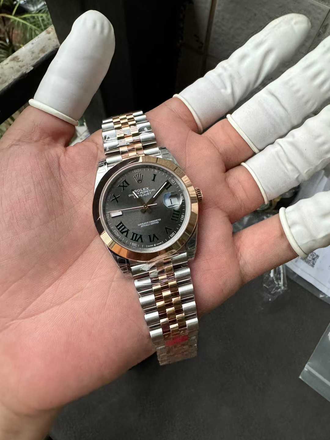 Victory Factory DateJust 41 126331 Wimbledon Slate Dial with Roma Indexes Rose Gold Smooth Bezel Two Tone Jubilee Bracelet DD 3235 Movement 01 Clean Factory DateJust 41 126331 Wimbledon Slate Dial with Roma Indexes Rose Gold Smooth Bezel Two Tone Jubilee Bracelet DD 3235 Movement 01